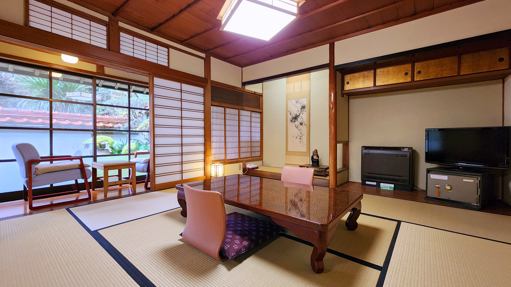 【客室】和室14畳