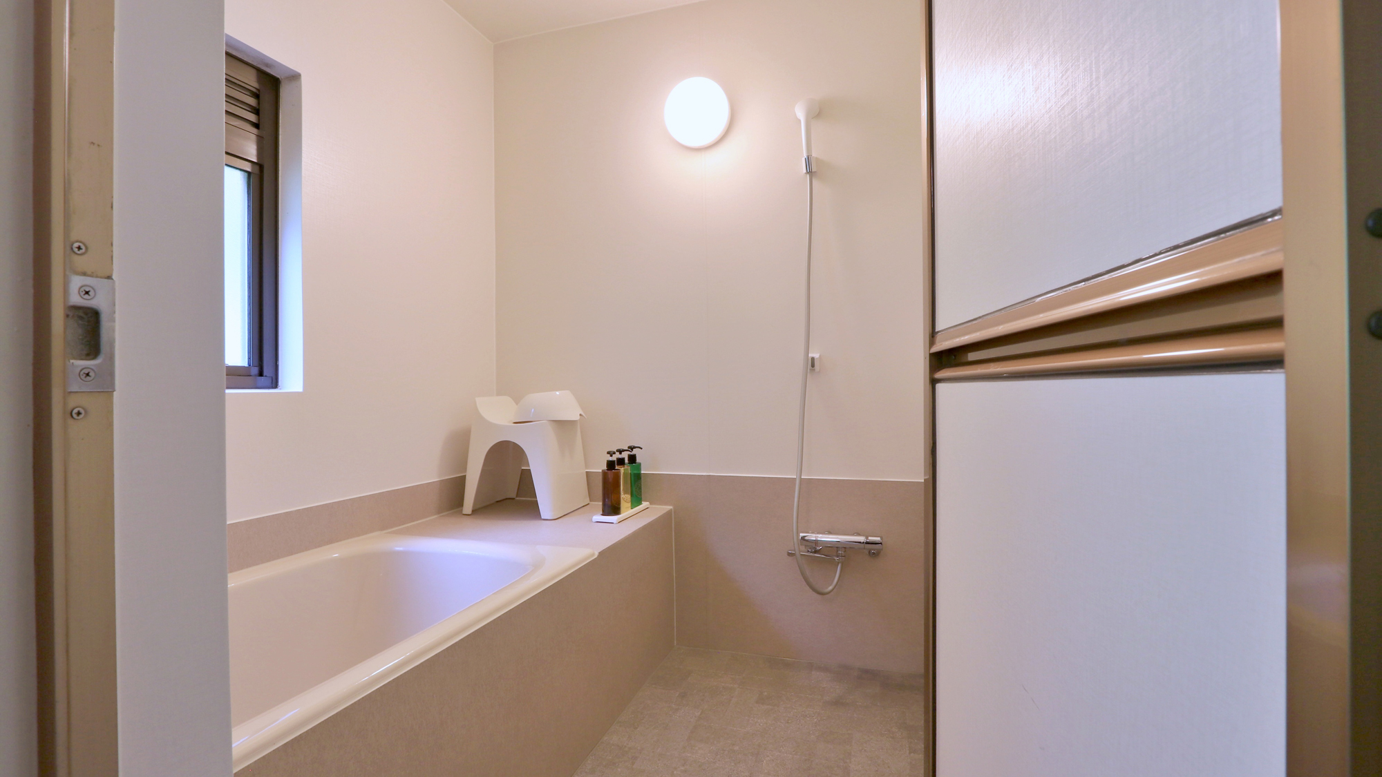 【風呂】和室8畳