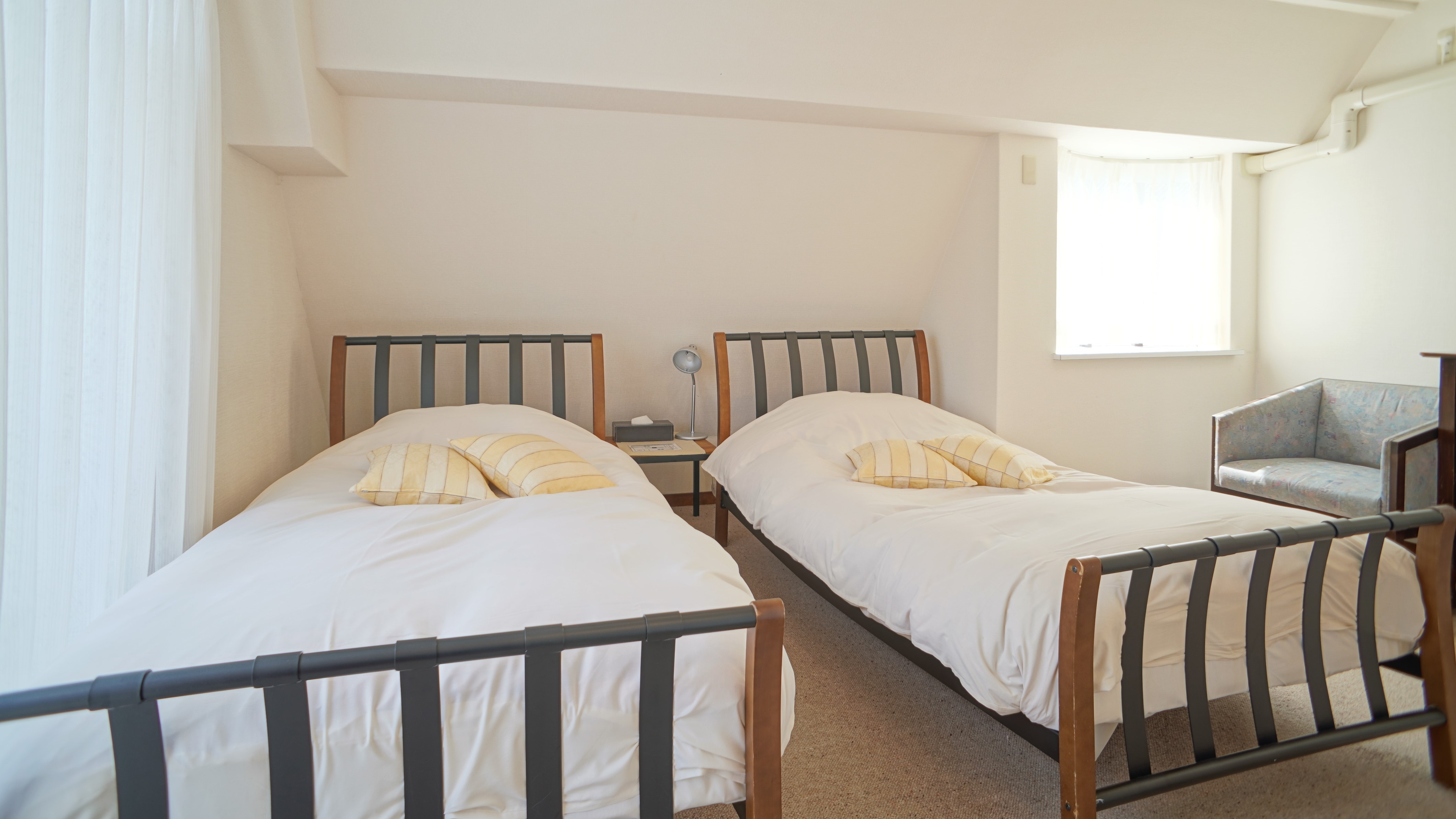 コンドミニアム【アブリーゴ】ツインベッドルーム２