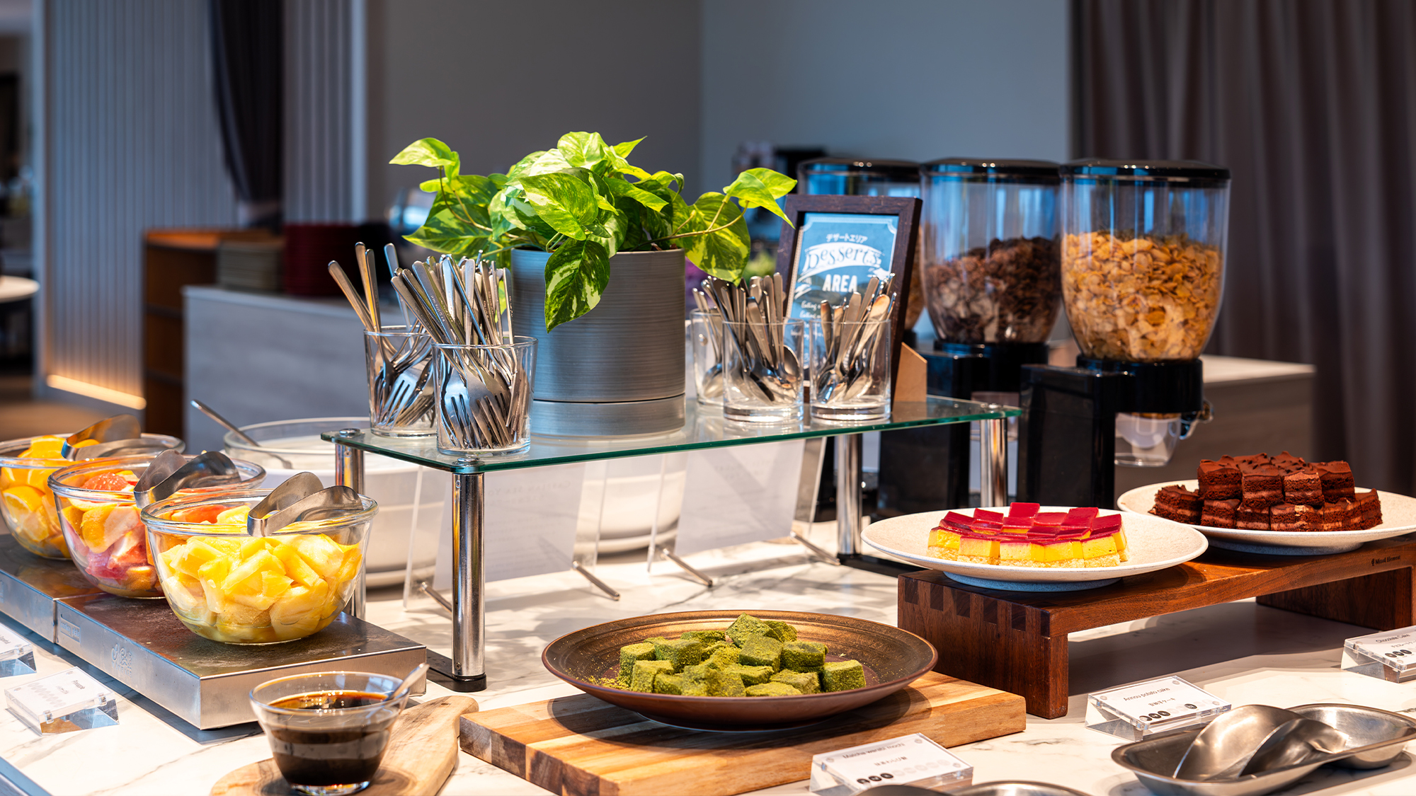 17F　レストラン　朝食一例