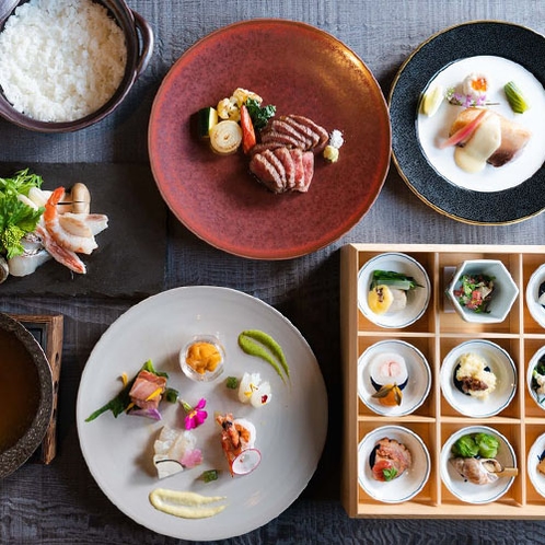 【山家会席】御所別墅の和食文化が神戸の洋食文化と出会って生れた独自の料理です。