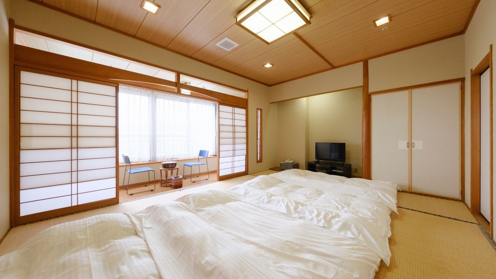 和室12〜15畳【禁煙・Wi-Fi完備】