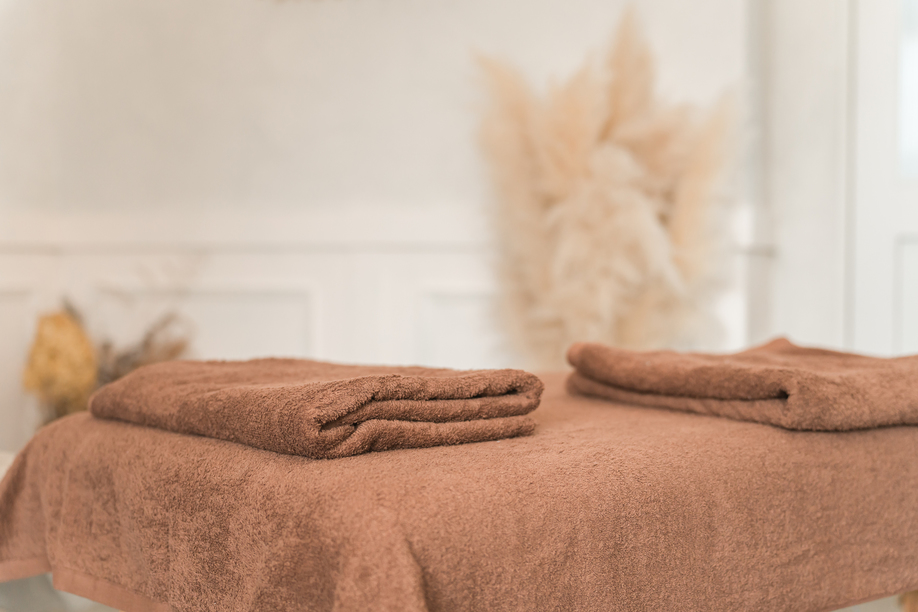 ≪60分リラクゼーション＋館内食事券1500円分≫◆天然温泉で極上リフレッシュ（素泊まり）