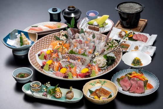 ≪響 -ひびき-≫佐賀牛のステーキに鮑・活魚がついた特別コース（2食付）