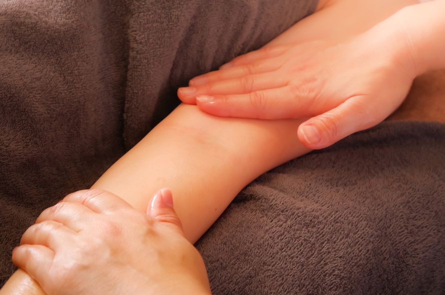 ≪60分リラクゼーション＋館内食事券1500円分≫◆天然温泉で極上リフレッシュ（素泊まり）