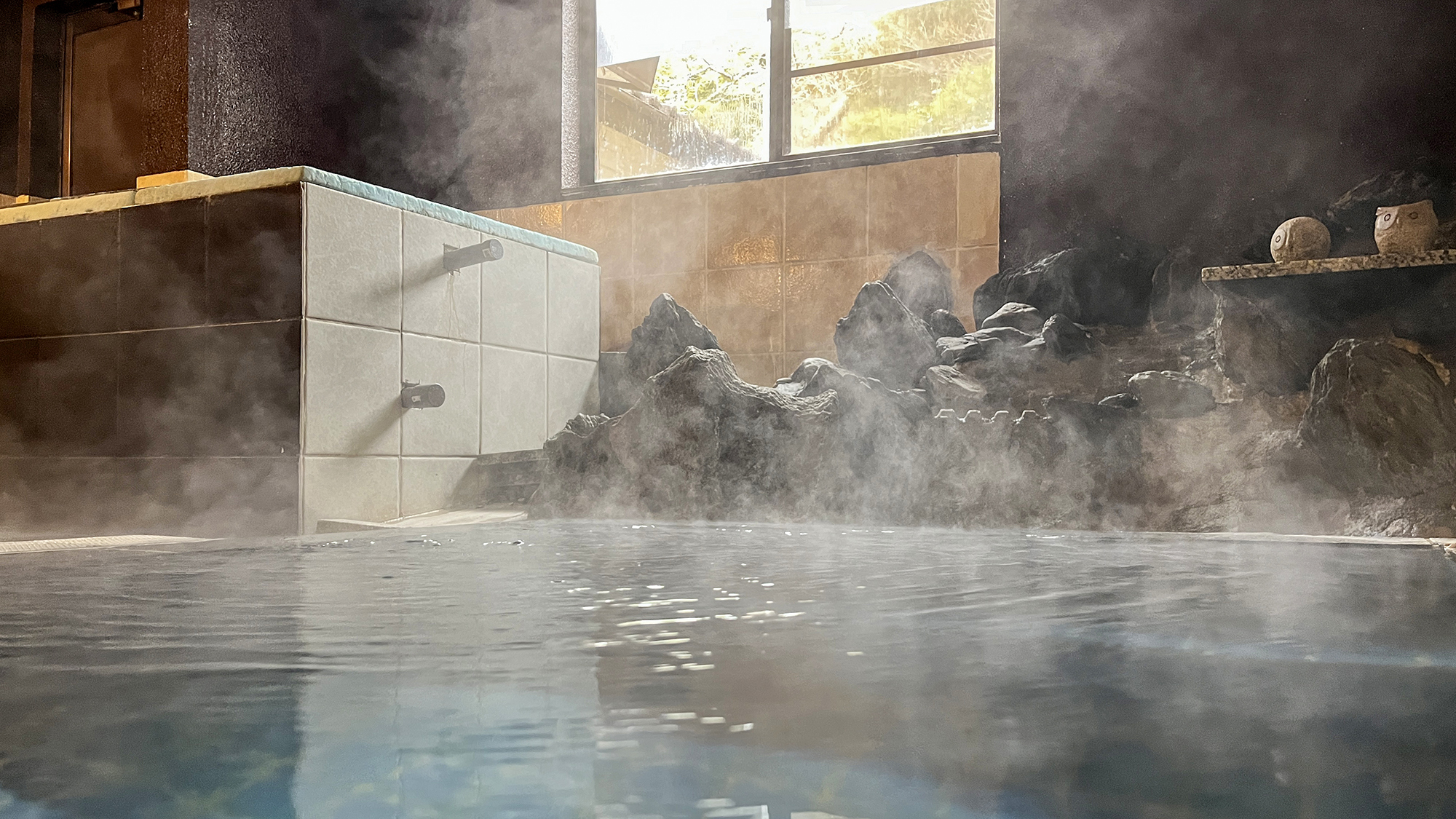 #天文3年に開湯と言われる湯岐温泉の鹿の湯