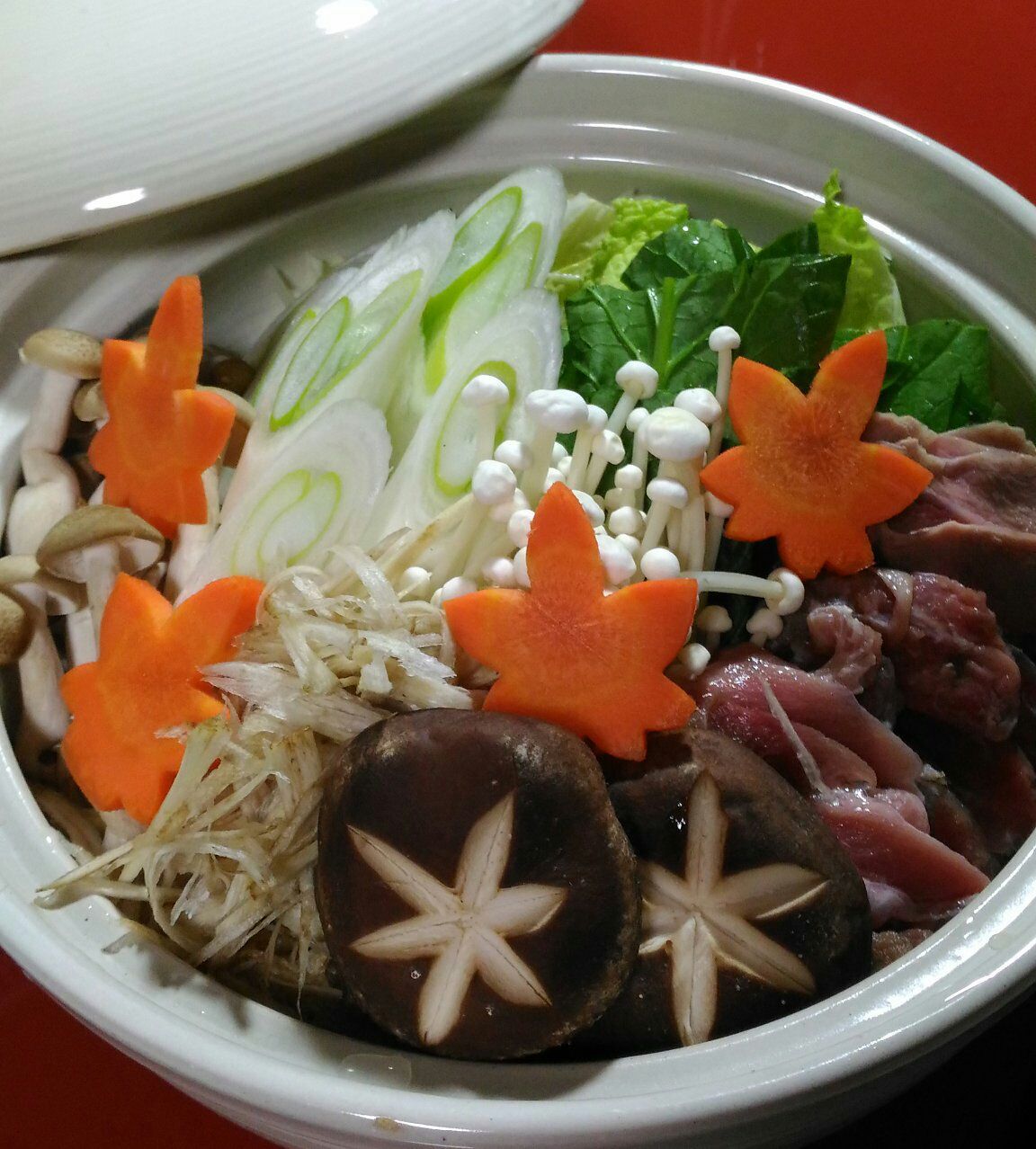 【冬季限定特選プラン】寒い季節は家族で温か料理と天然温泉につかり心と体をぽかぽかに！選べる鍋に舌鼓！