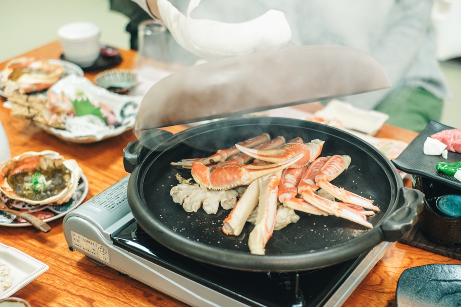 1泊2食｜陶板焼きガニ＆カニ鍋プラン【リフト割引券付】