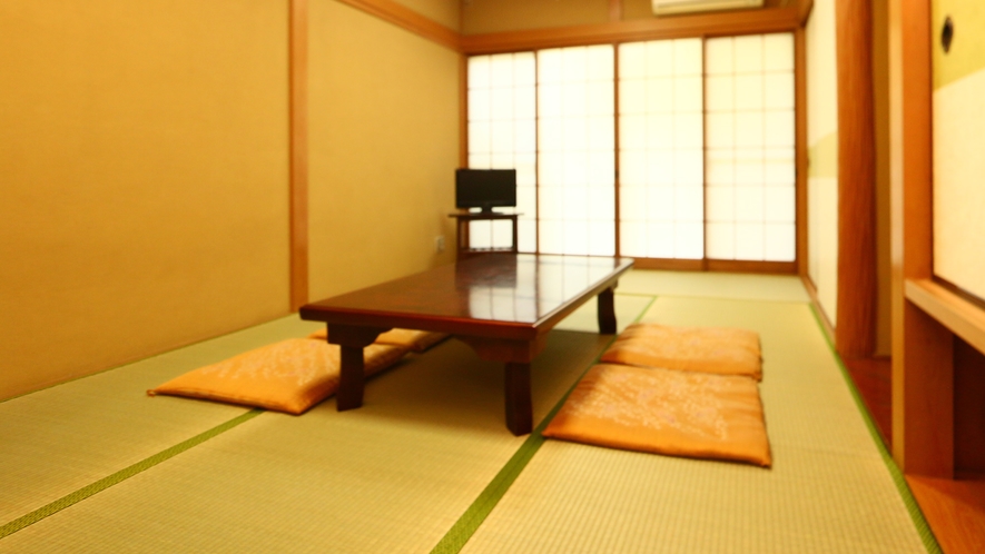 １階客室７.５畳和室◆広々とした畳の落ち着いたお部屋です