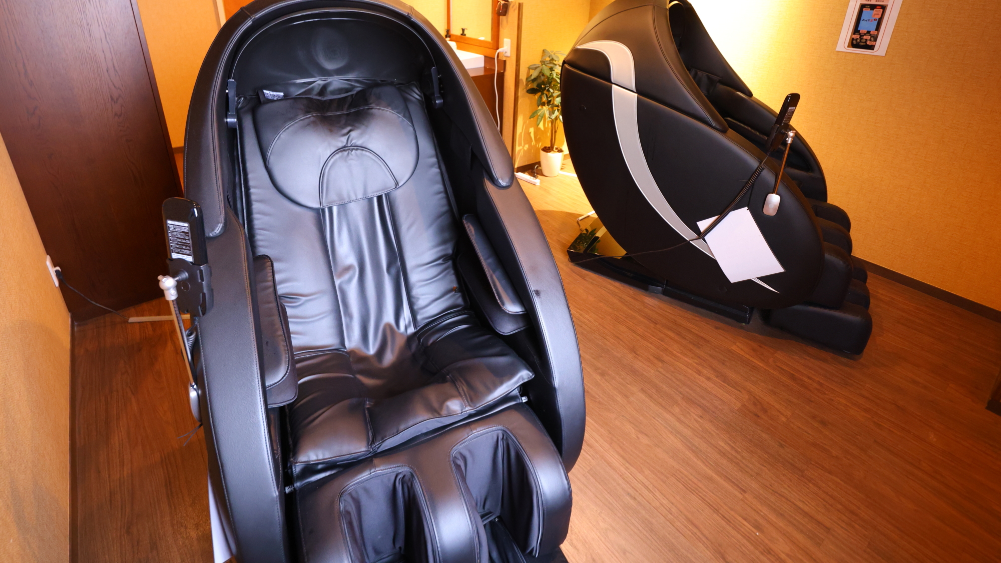 ◆マッサージチェア（2F）