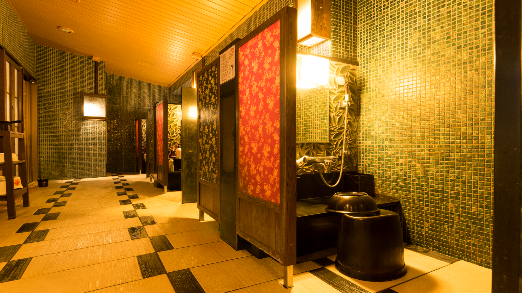 ◆【男性】洗い場（カラン数：6）