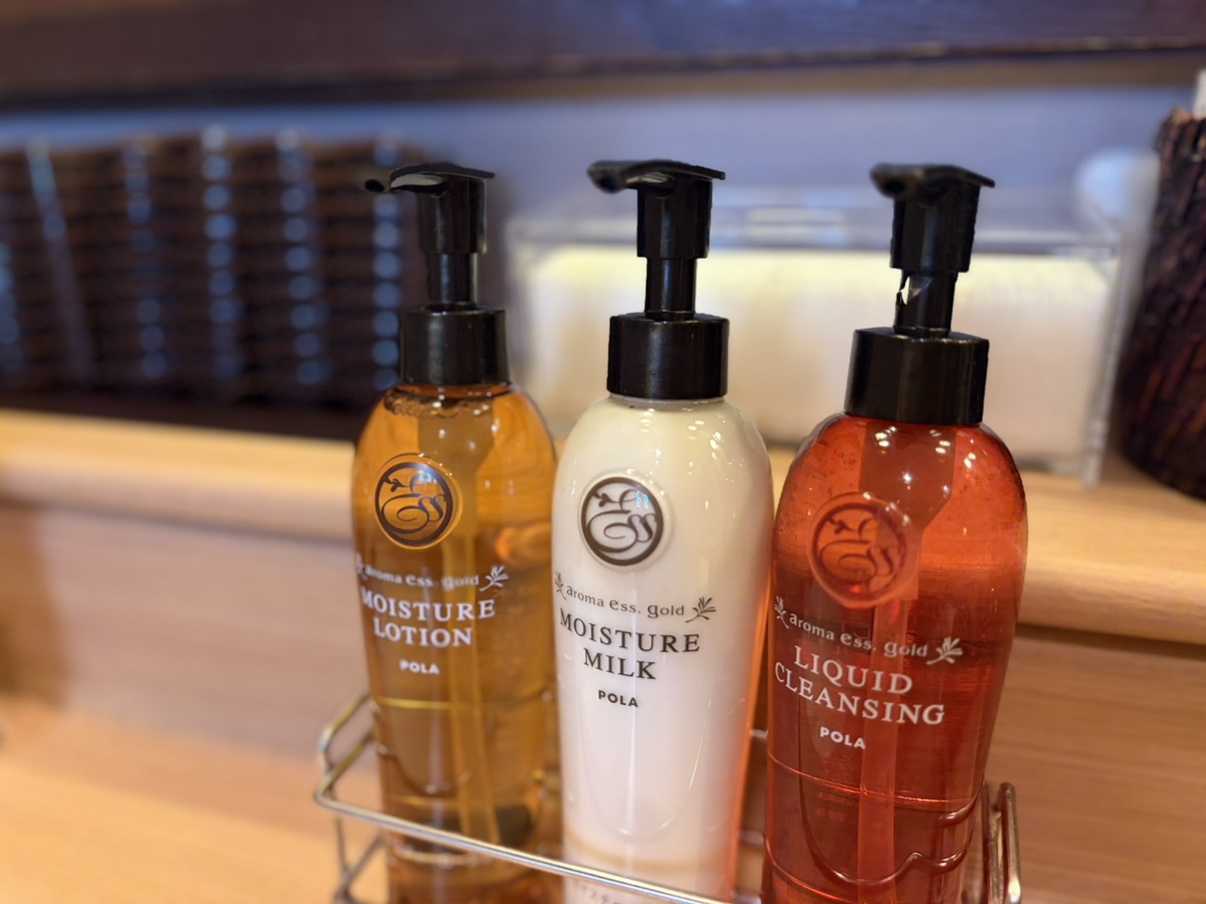 ◆【女性】POLAアメニティ（モイスチャーローション、モイスチャーミルク、リキッドクレンジング）