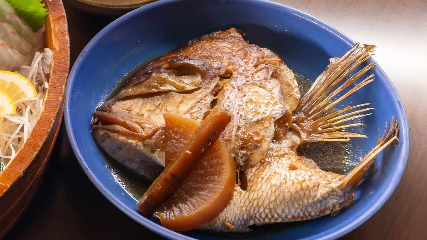 【お刺身桶盛り会席】☆メインはお刺身☆見た目も豪華な桶盛りで気分も上がる♪岬亭のプチ会席