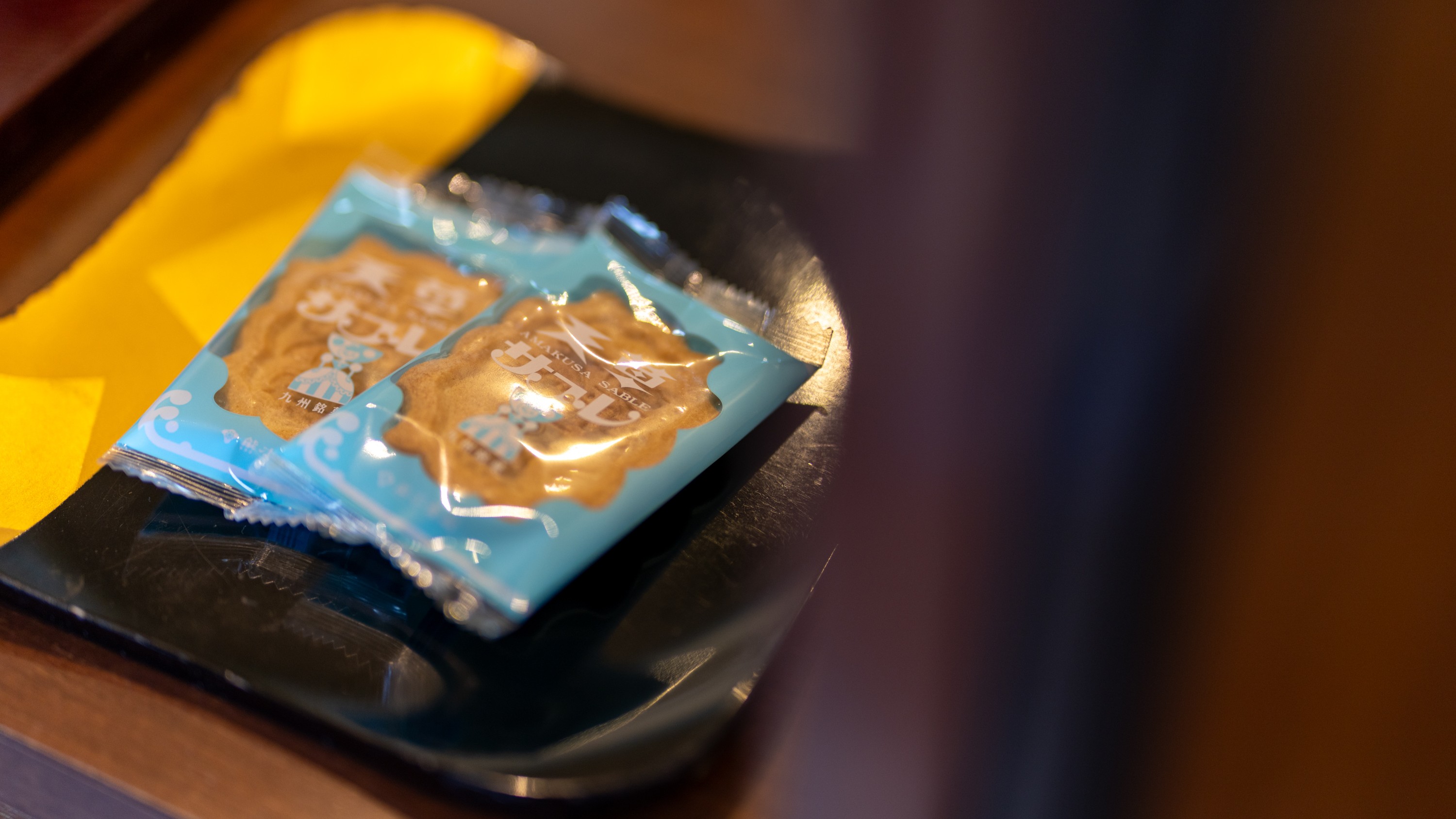 【客室】お茶菓子は半世紀以上愛される天草の定番お菓子「天草サブレ」