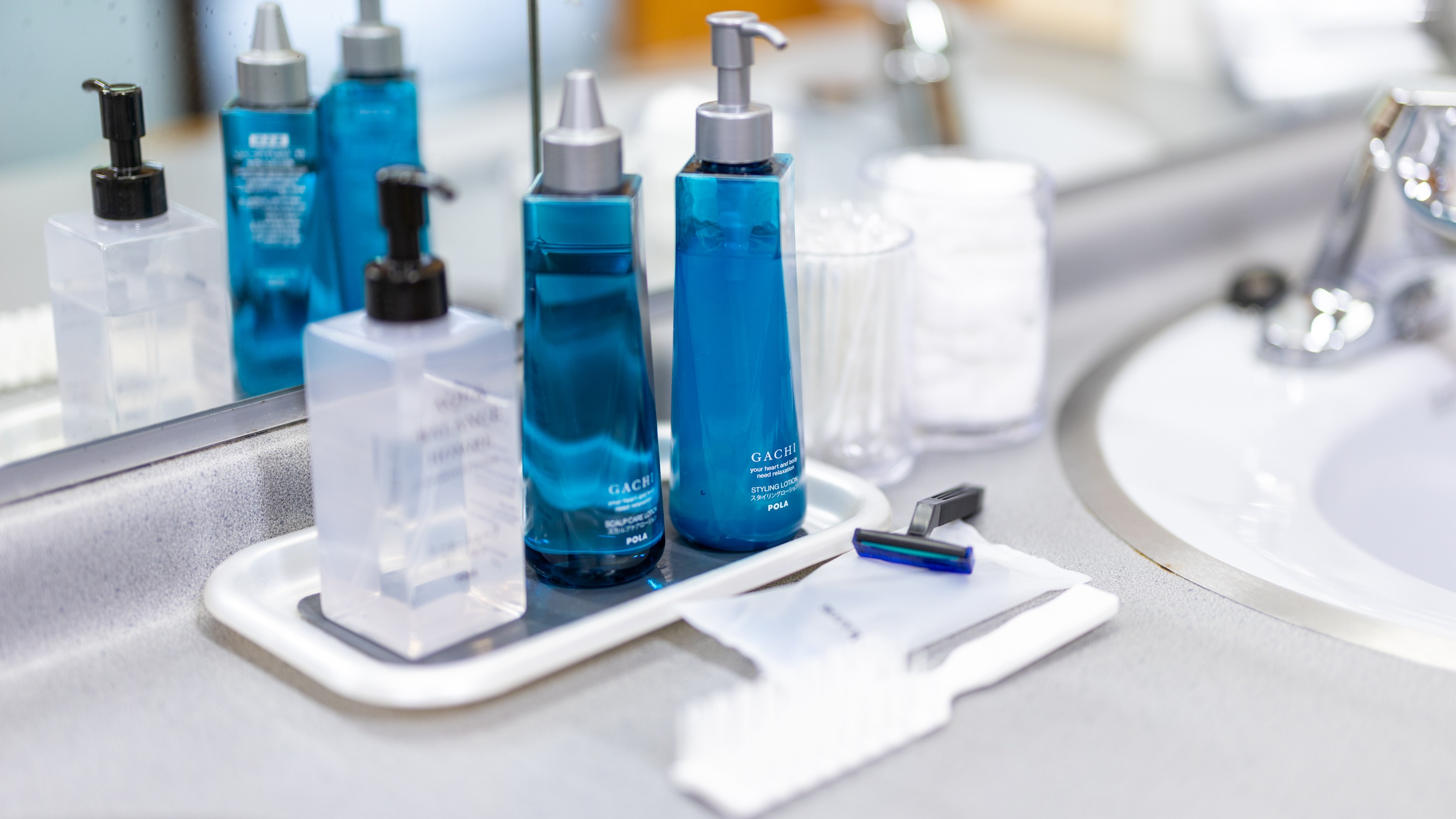 【大浴場】「殿の湯」アメニティ：POLAのスカルプケア、スタイリングローション、アフターシェーブなど