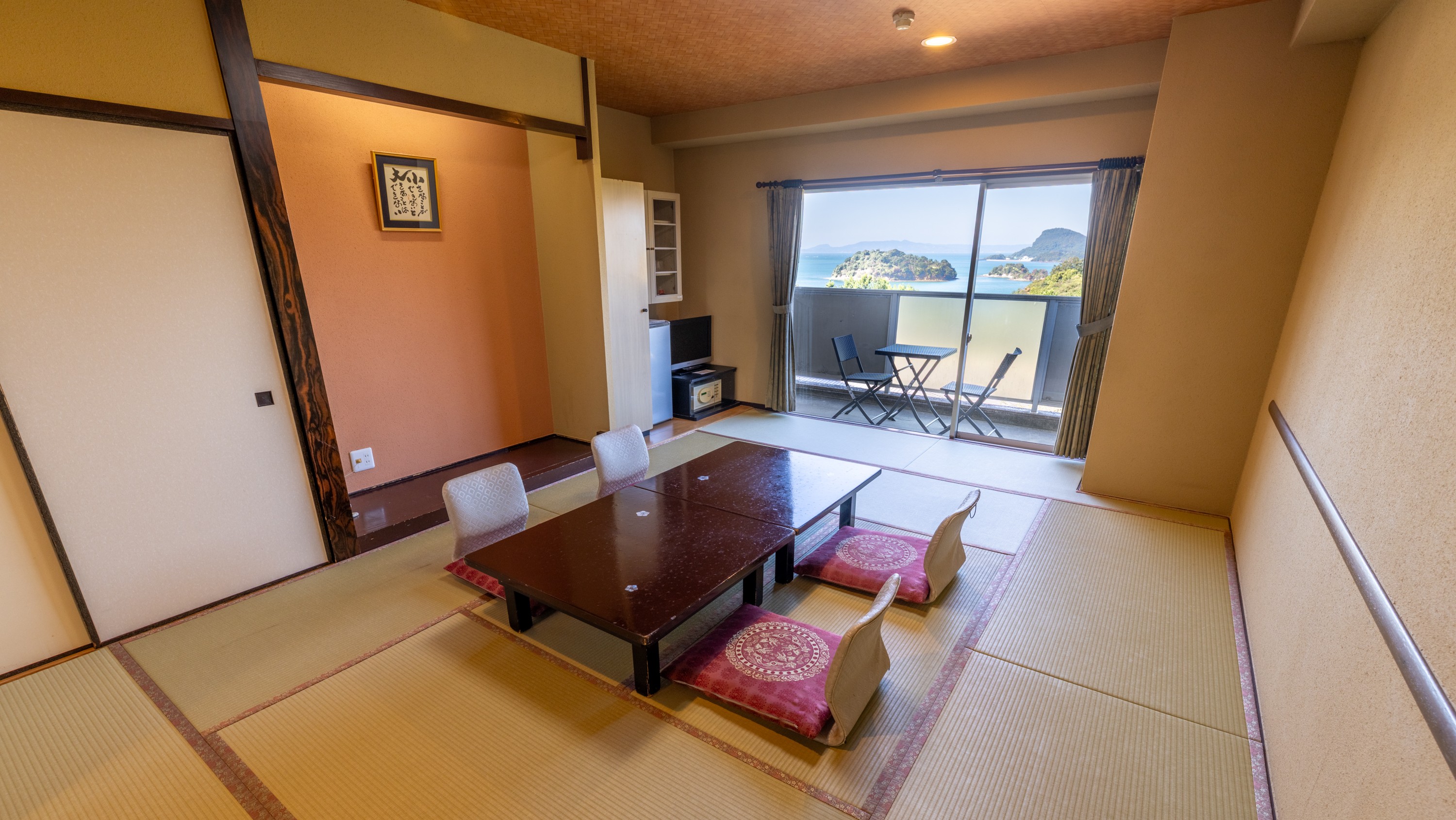 【客室】10～12畳