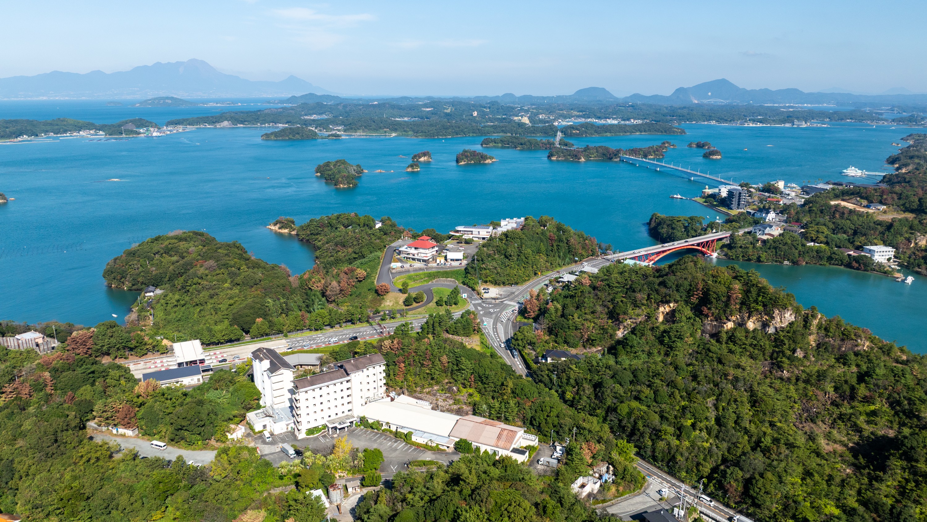 【外観】海や島を望む好立地