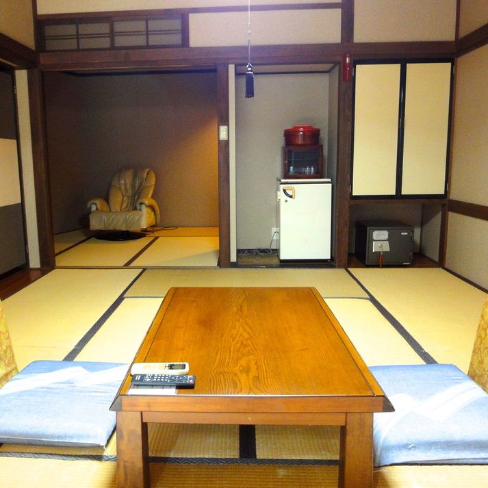 Main building Japanese-style room with massage chair