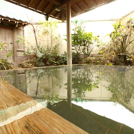 【一人旅】カニ・鉄板焼き・スイーツ全６０品バイキングプラン♪