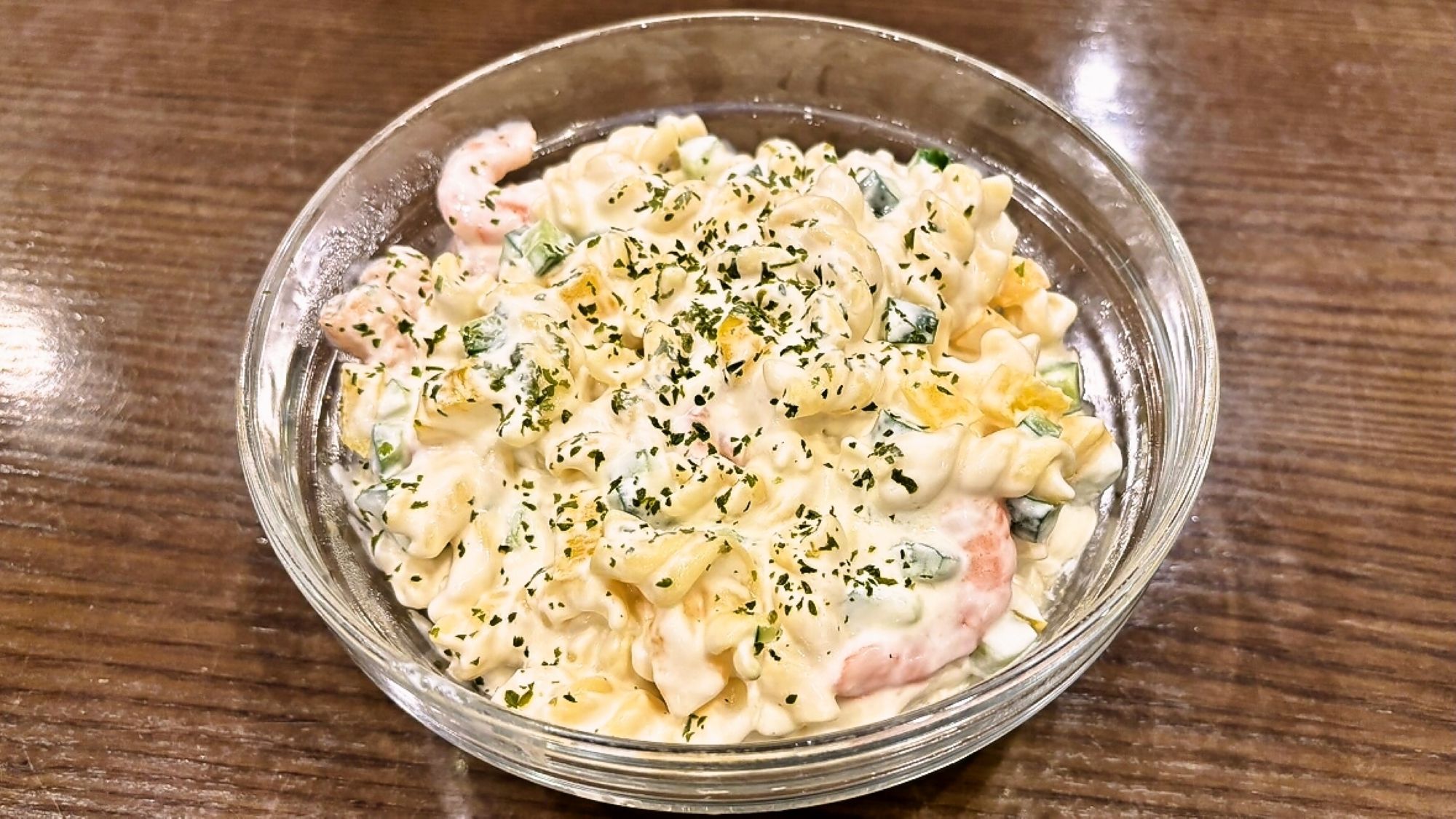 【夏季】エビとシチリア産レモンクリームのパスタサラダ※日替わり