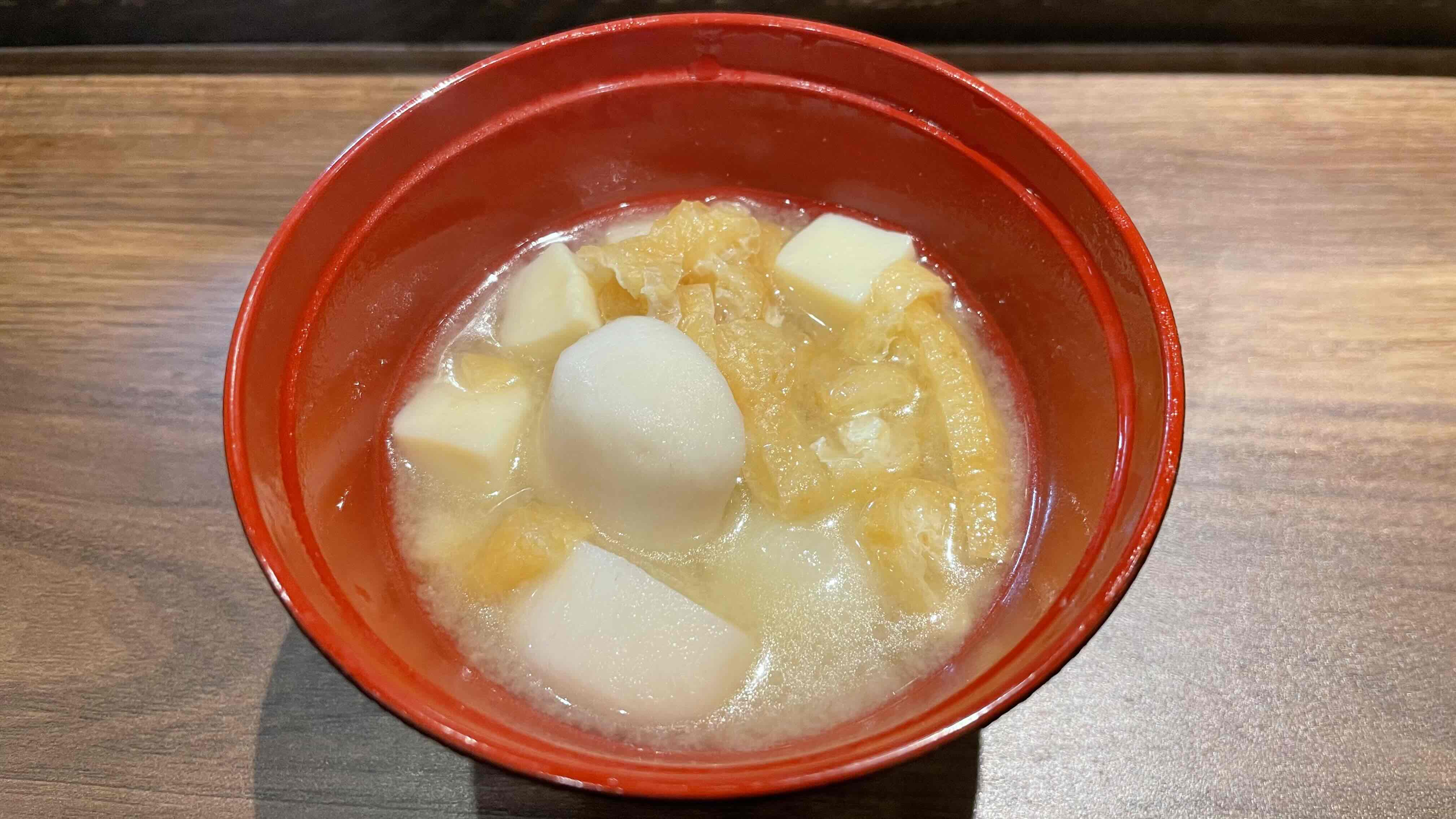 【秋季】里芋豆腐刻み揚げ味噌汁　※日替わり