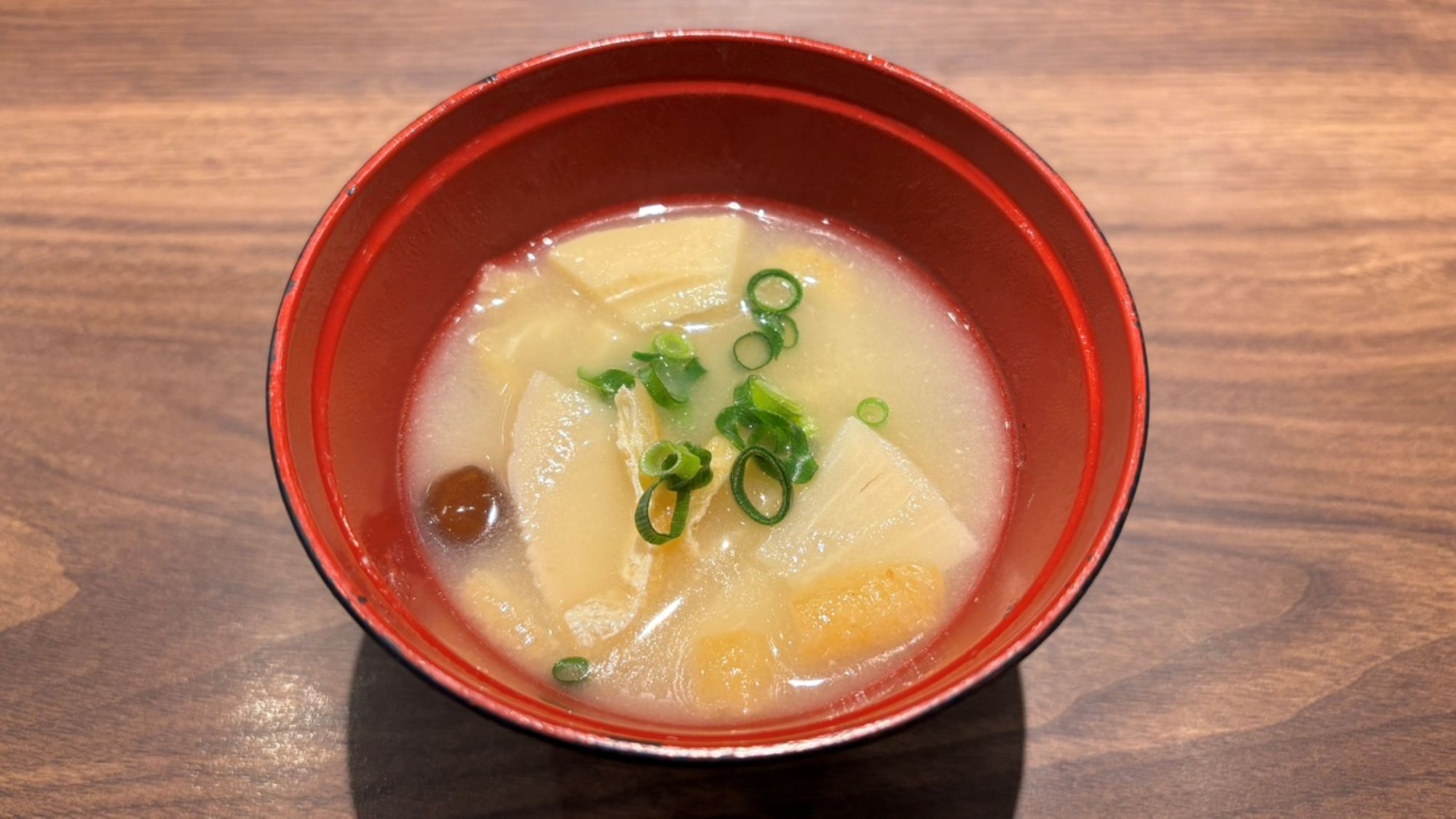 【春季】筍・なめこ・刻み揚げ味噌汁※日替わり