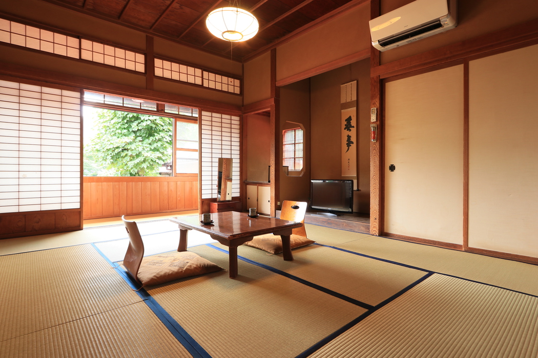 【和室・お部屋指定なし】小広間を鍵付襖で仕切ったお部屋 禁煙