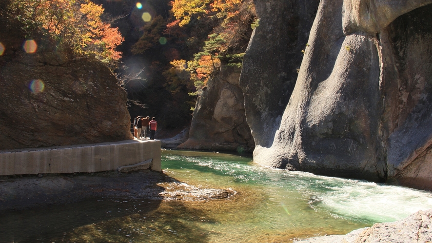 【吹割の滝】風景