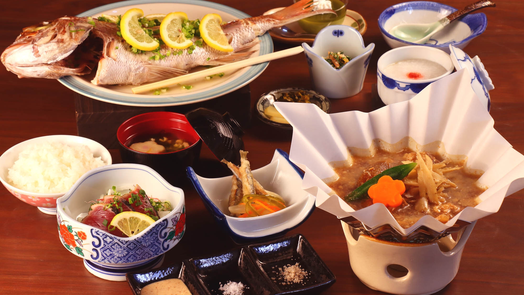 【選べるメイン★１泊２食】うなぎ湖畔名物☆選んで堪能！鶏と魚のスメ料理プラン♪