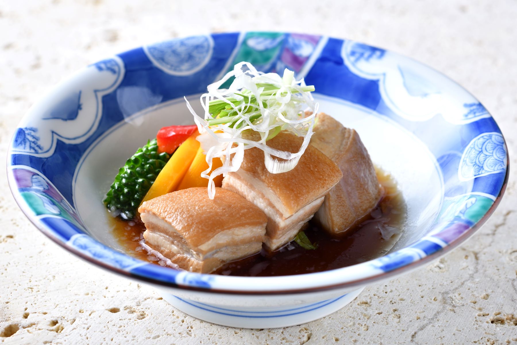 ダイニング　グスク