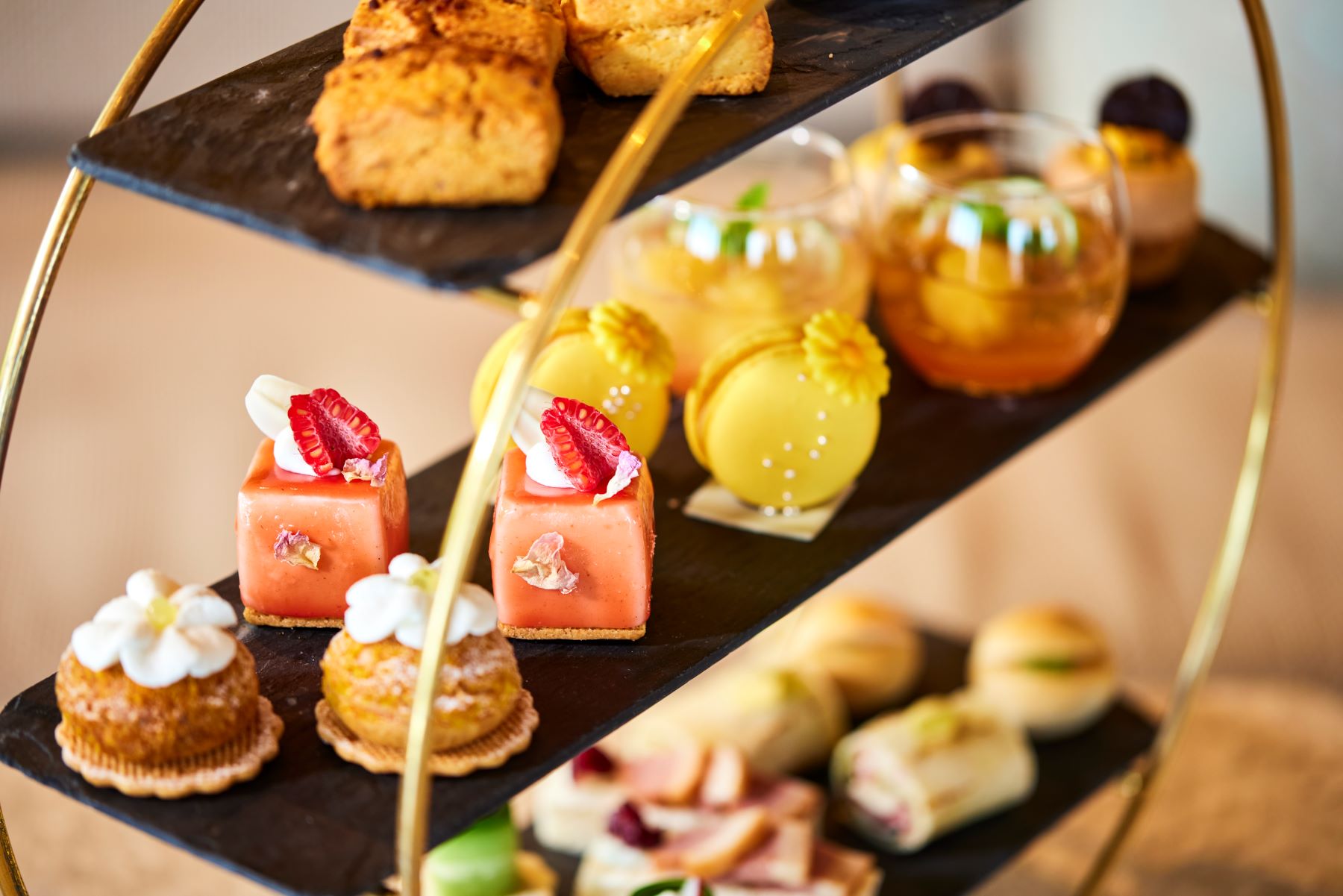 ロビーラウンジ & バー　アフタヌーンティー