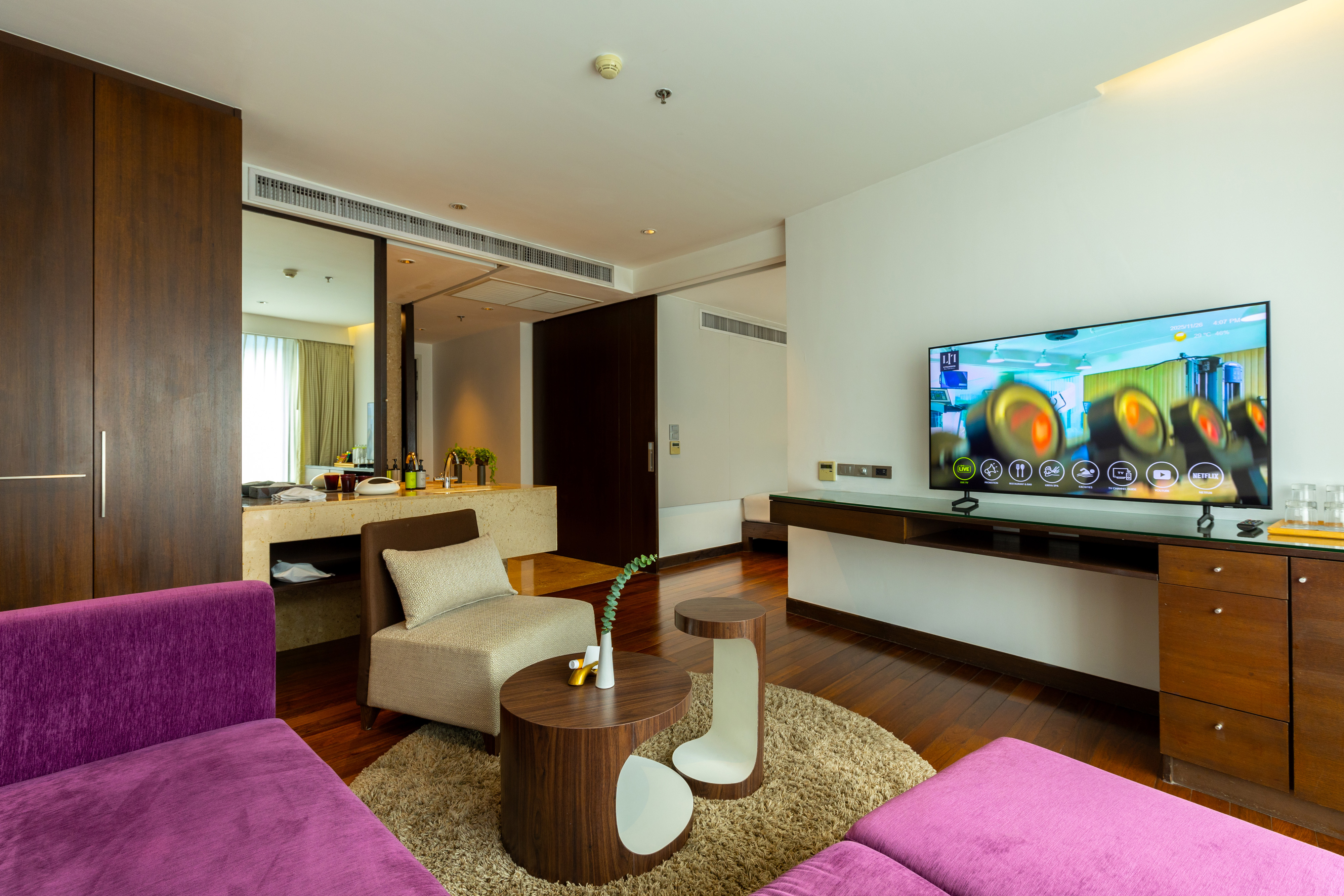 Triple Luxe Suite 