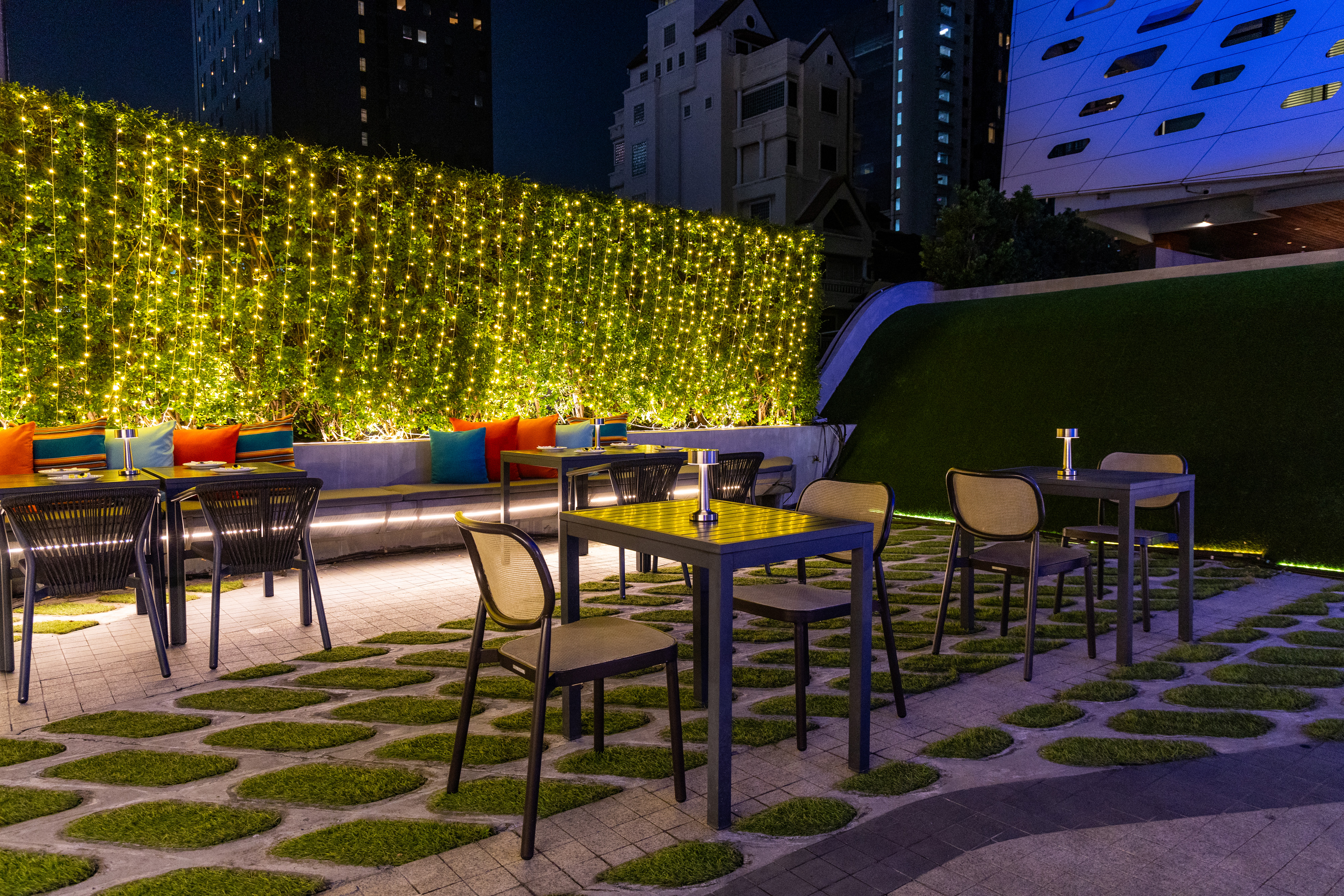 Outdoor Bar - Fiesta Steppe 