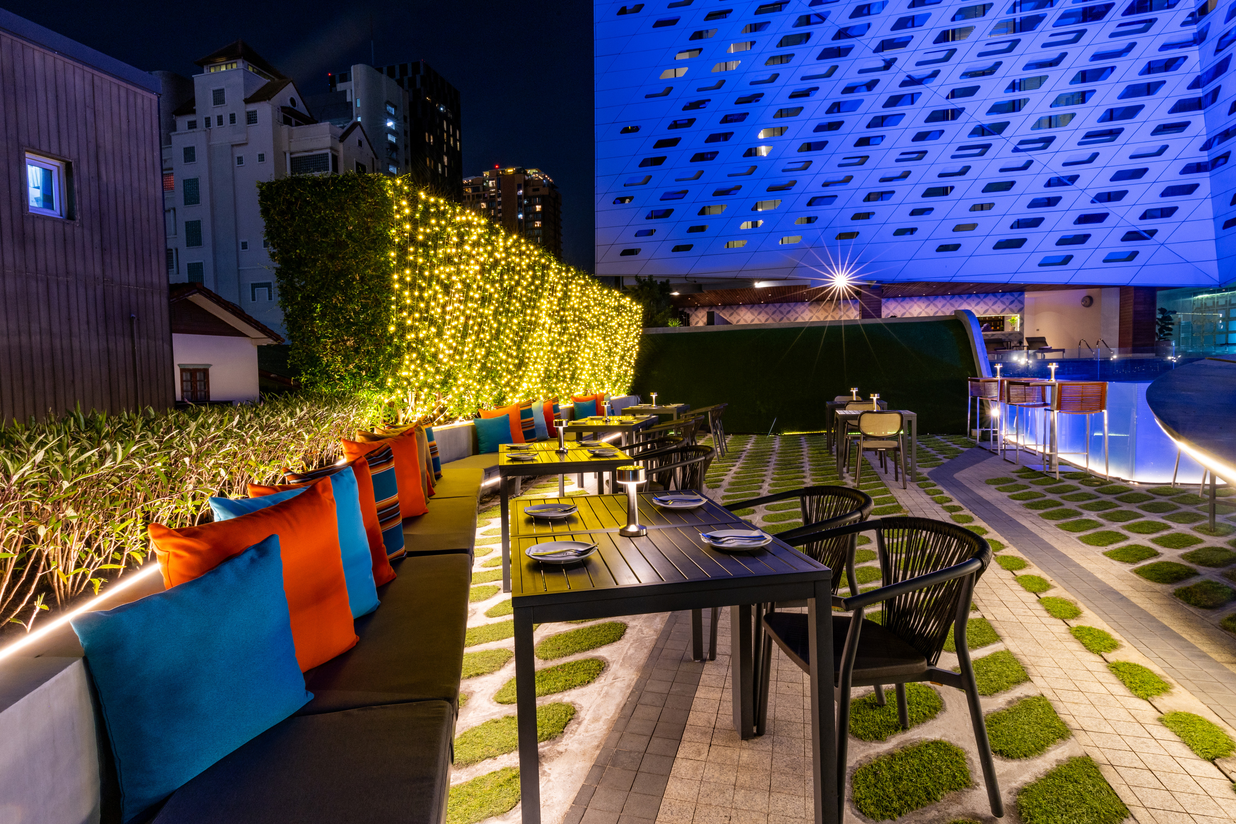 Outdoor Bar - Fiesta Steppe 