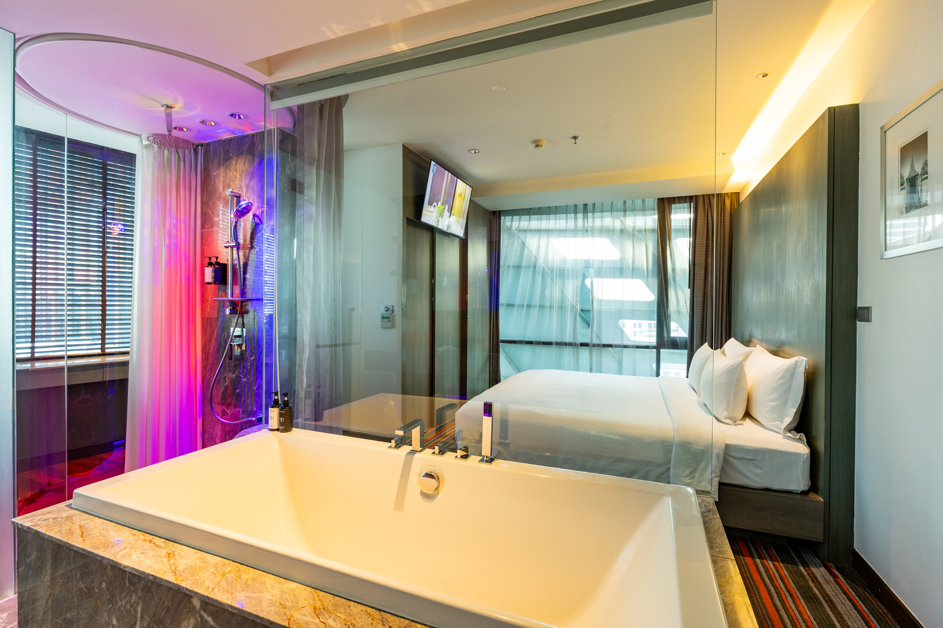 Full Spectrum Suite