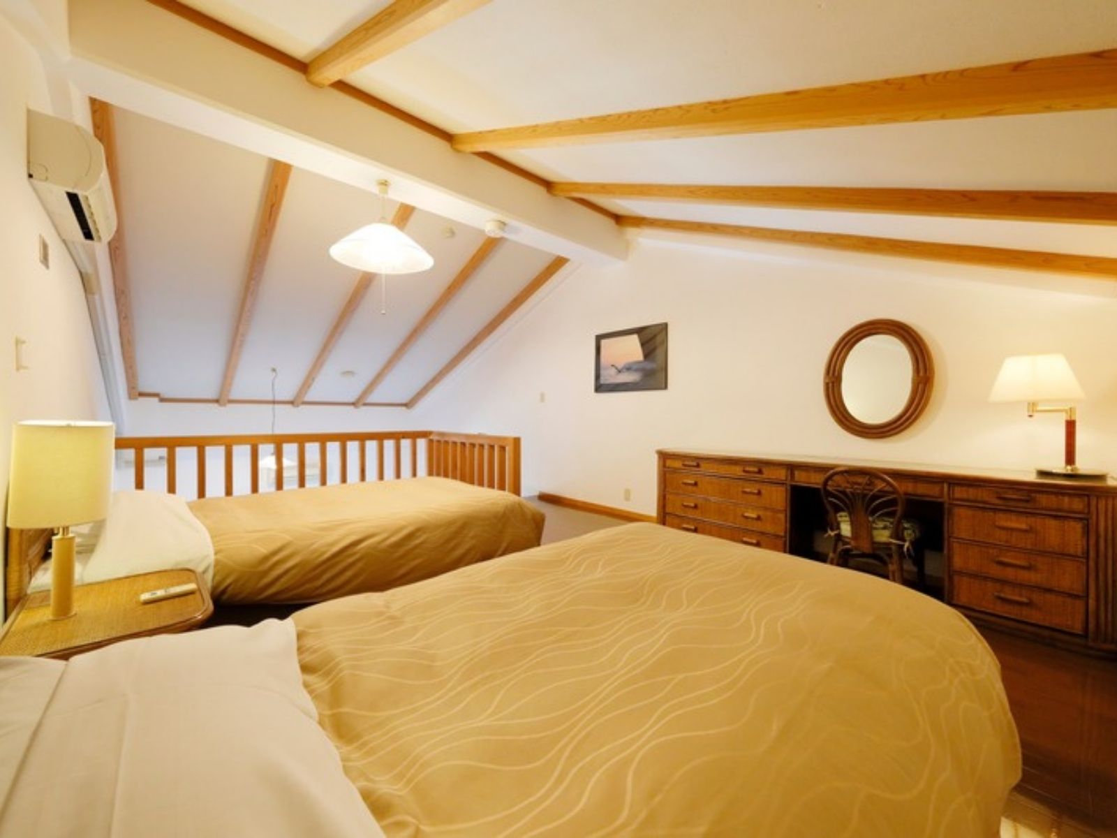 【70平米・海側】本館メゾネットルーム1F和・2F洋