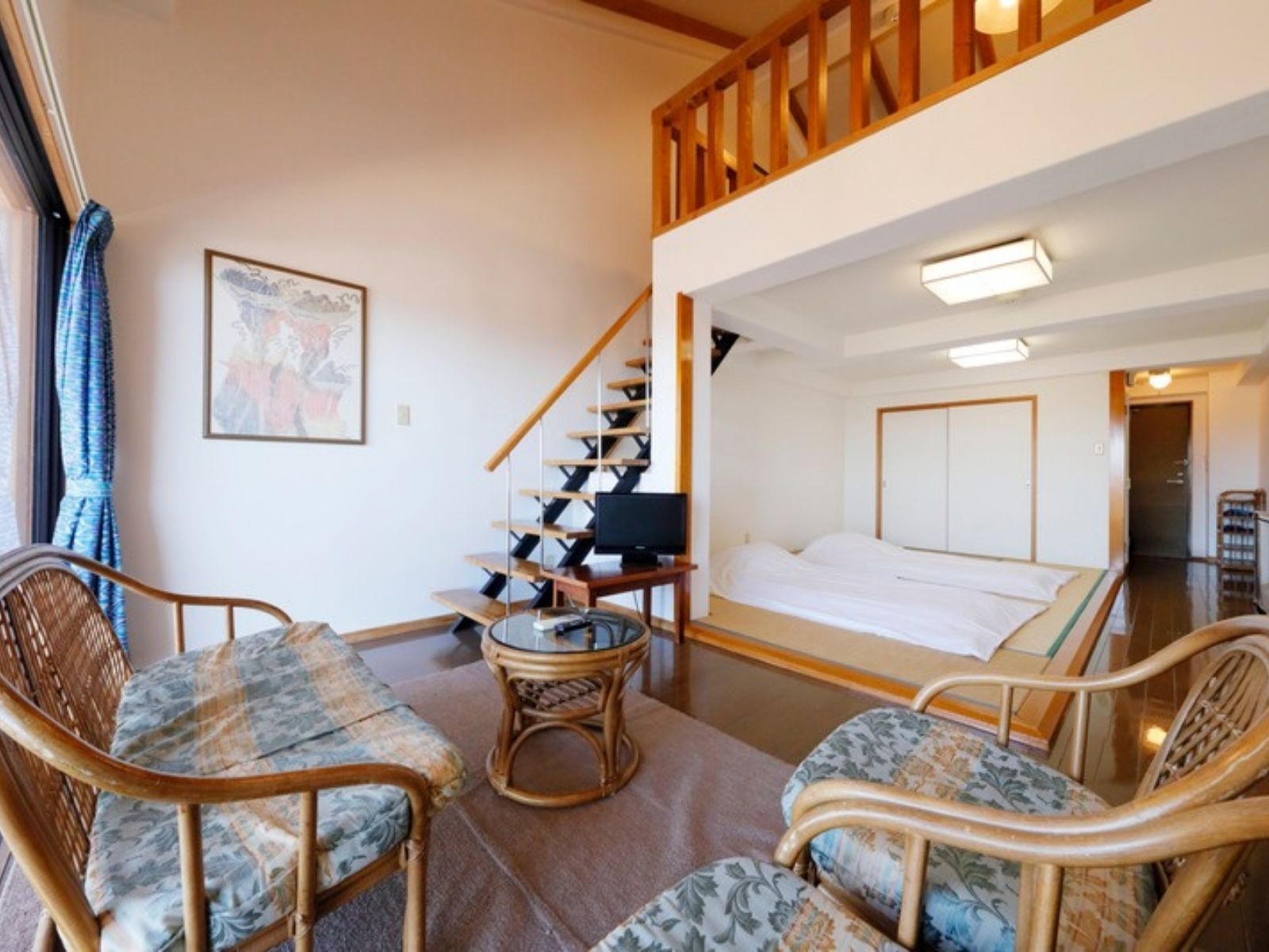 【70平米・海側】本館メゾネットルーム1F和・2F洋