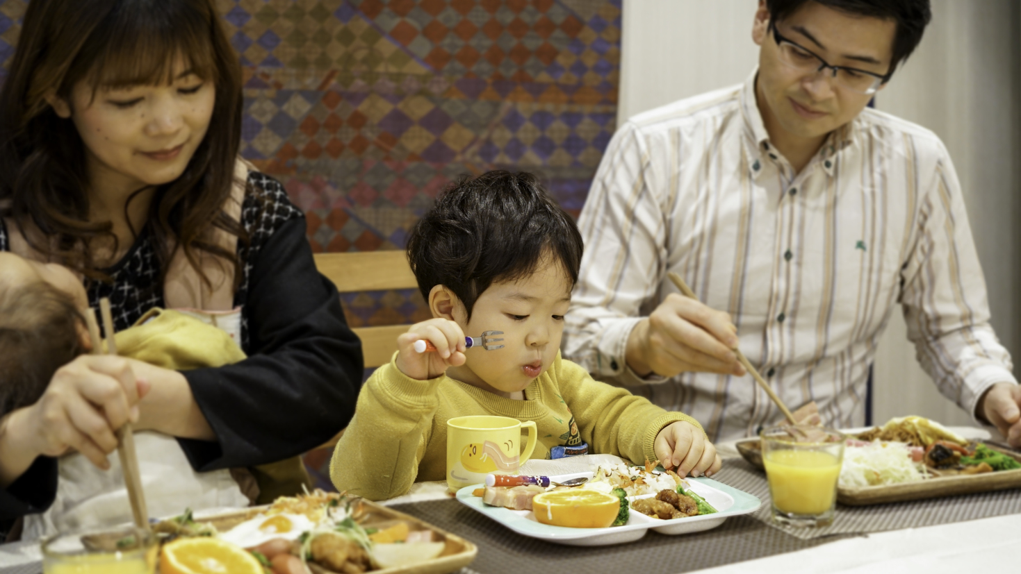 【人気No１】ご朝食付プラン〓まぐろ盛り放題の和洋中バイキング〓無料ドリンク＆お夜食付★静岡駅送迎有