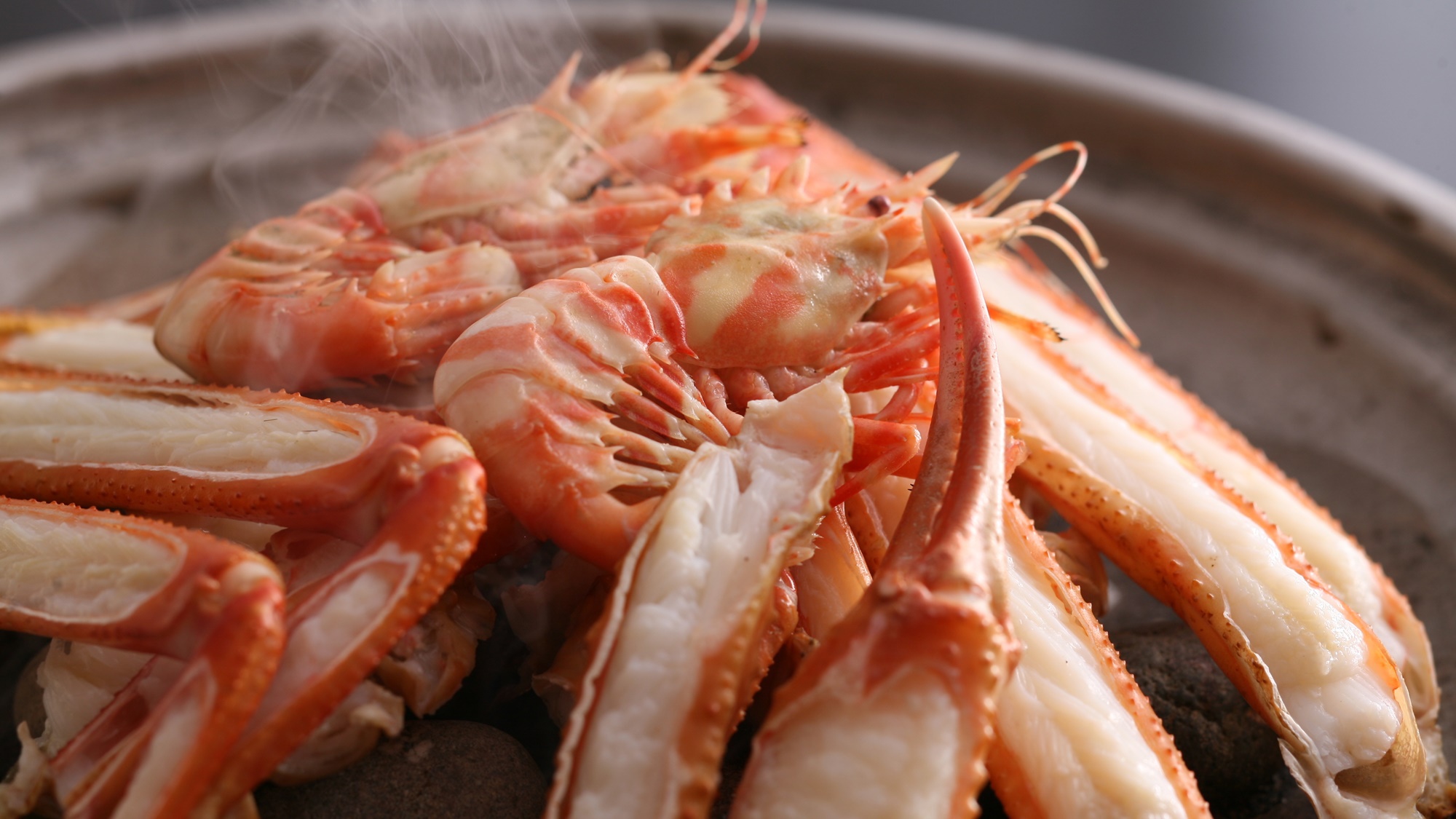 【当館人気】ずわいがにフルコース★かに刺し・焼き蟹…本場の味を堪能♪