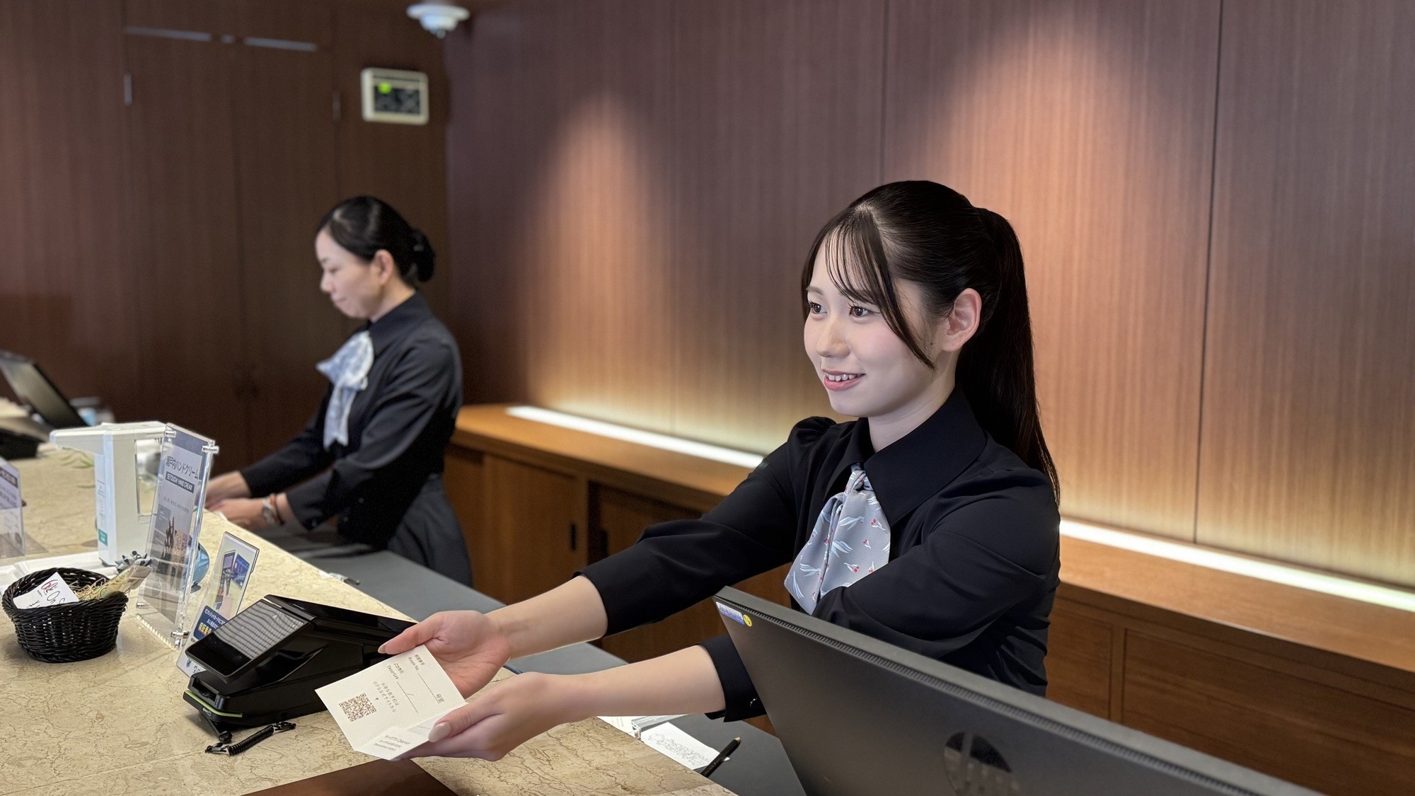 【楽天スーパーSALE】〜高松の迎賓館〜便利な大型平面駐車場完備。うどん県観光の拠点に！【素泊】