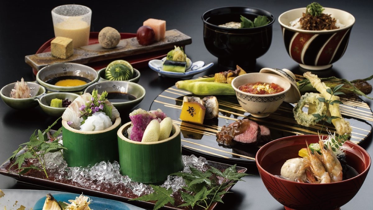 【年末年始限定/松】至福のひとときを彩る日本料理＜夕朝食付＞