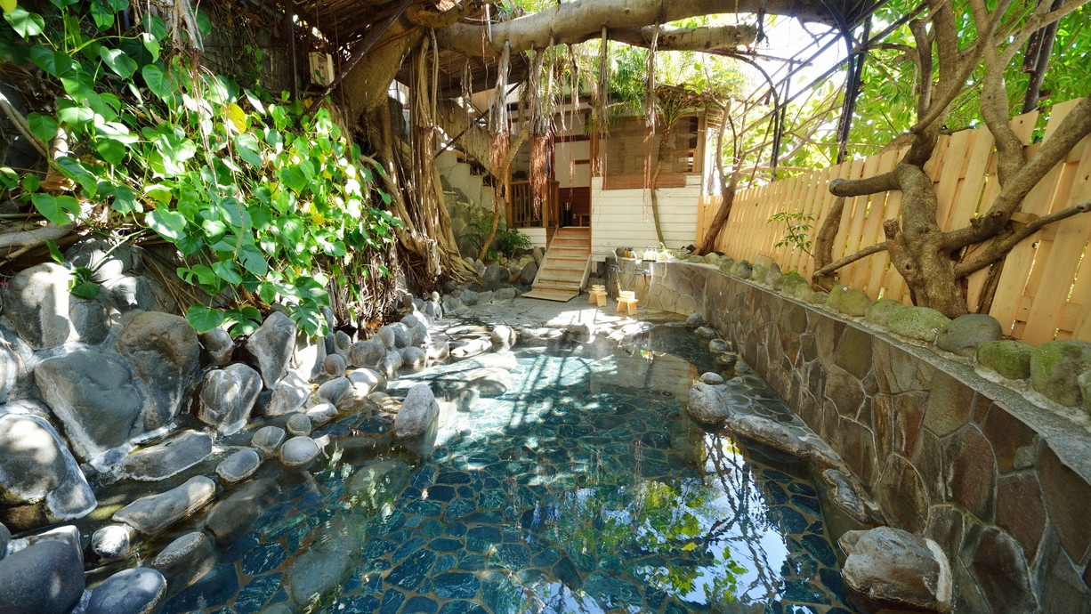 【ご褒美一人旅】伊勢海老・鮑・金目鯛など、贅沢グルメ×自家源泉の湯で心ほどける休日を◆限定特典付き