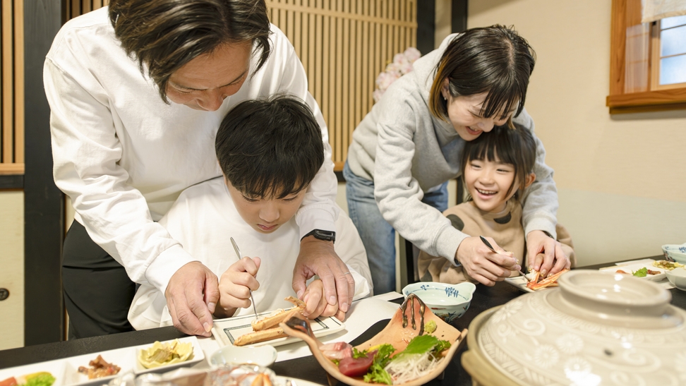 【リーズナブル】当館で一番リーズナブルなお試しかにすき鍋コース！〆の雑炊は自家製コシヒカリでどうぞ
