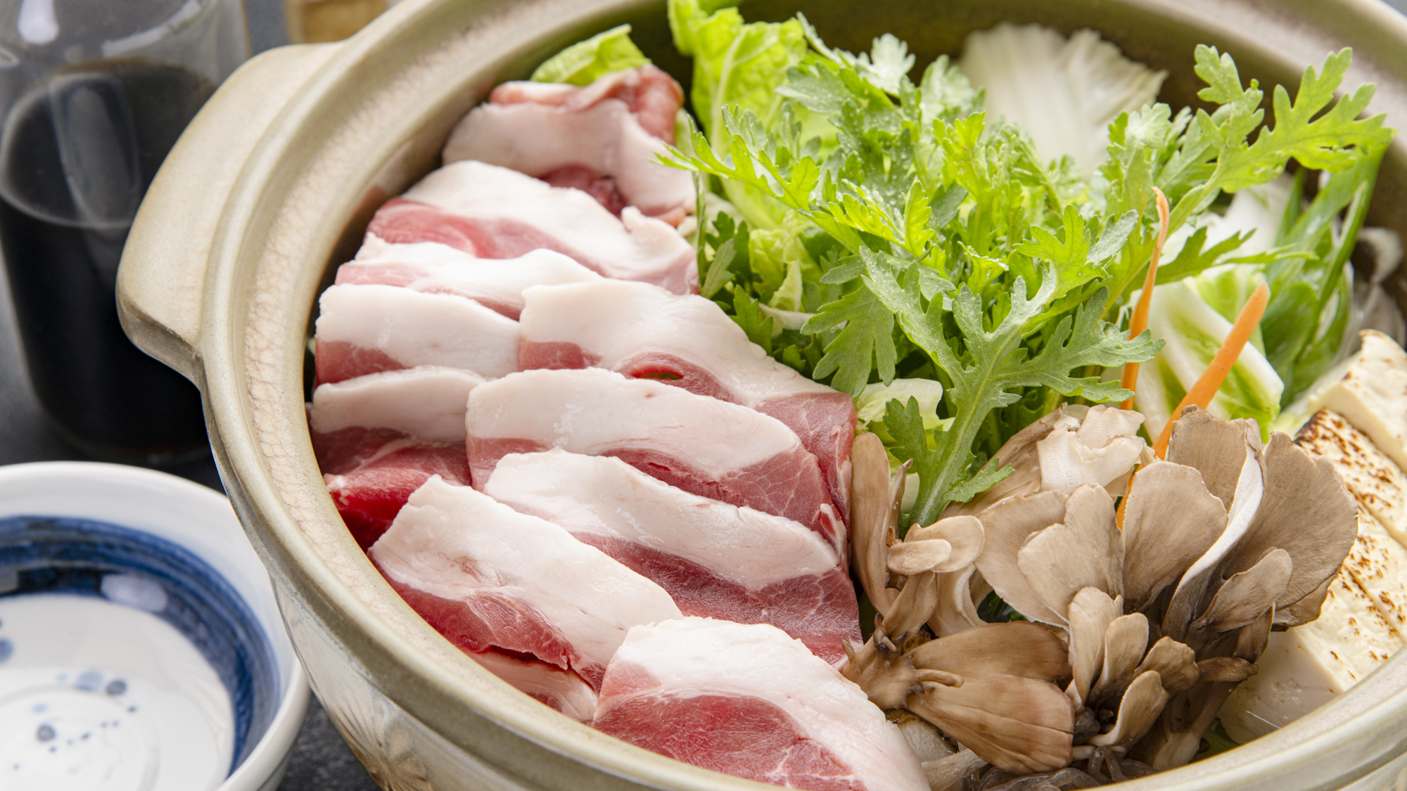 *【食事】夕食一例（ぼたん鍋）