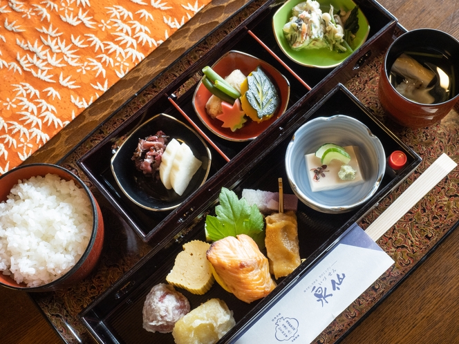 鴨川庵　和朝食