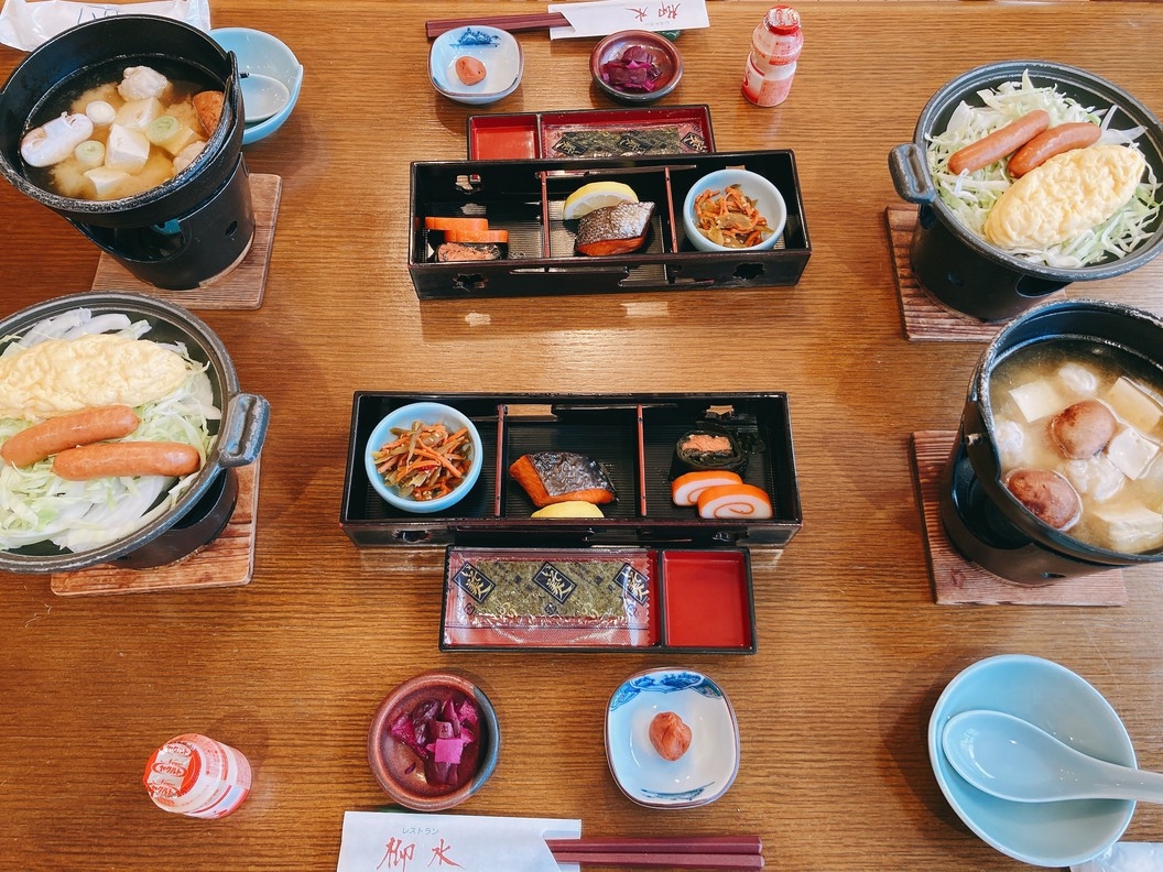 【１泊２食】「暦」季節の会席コース〜海の幸山の幸に舌鼓！温泉でゆったり極楽プラン