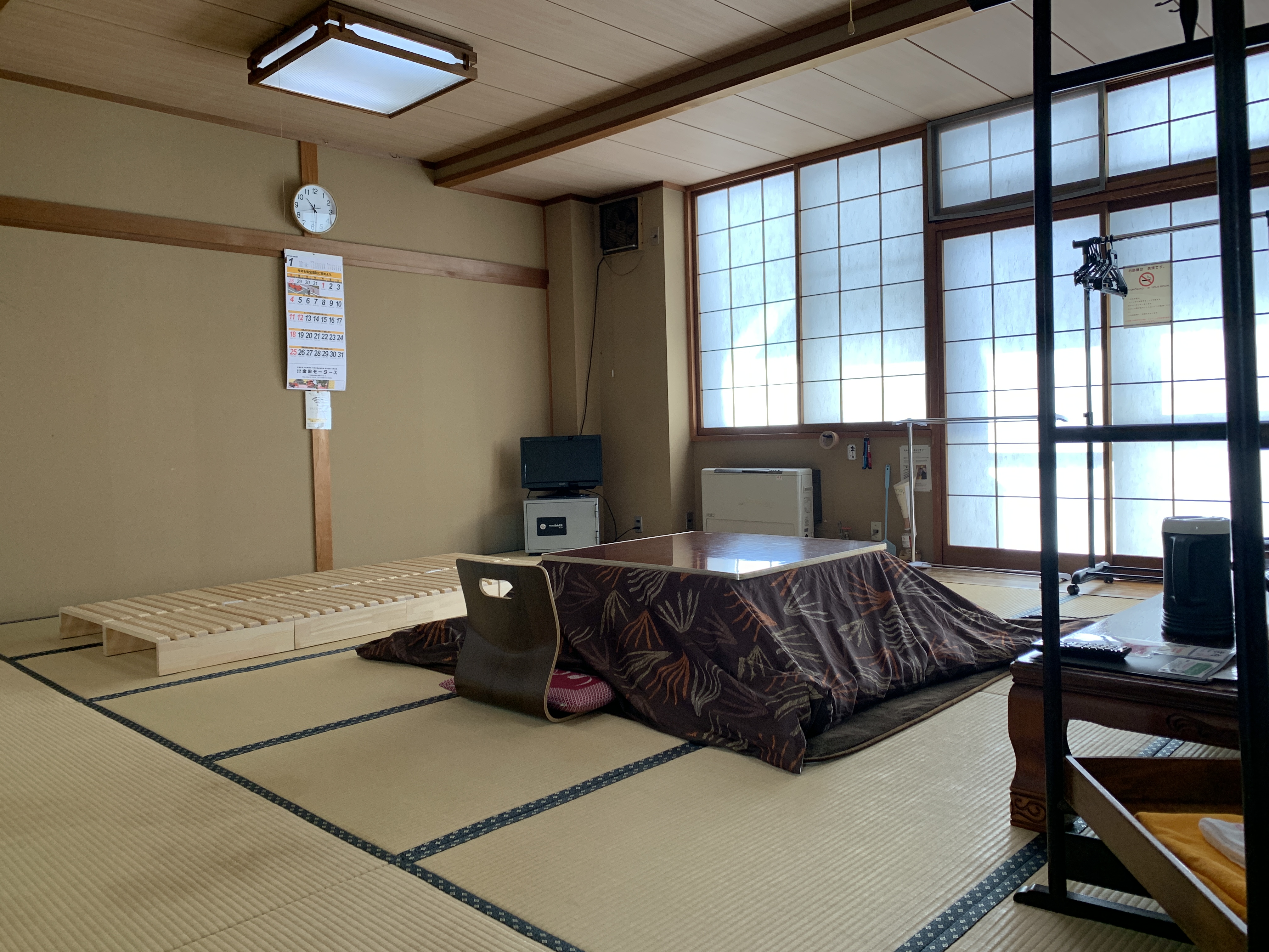 【本館　大部屋】（3号室）