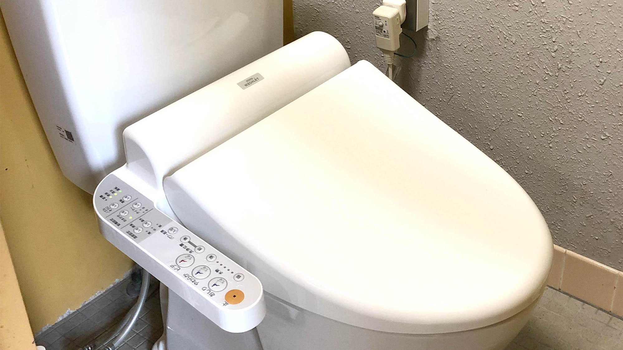 ・【新館】洗浄機能付きトイレも完備