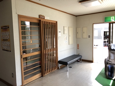 【こすもす　訳アリ】ペットと滞在　車の横づけ