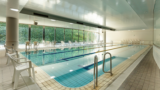 本館地下１階のスポーツ＆リラクゼーション『オクシア』にある、室内温水プール